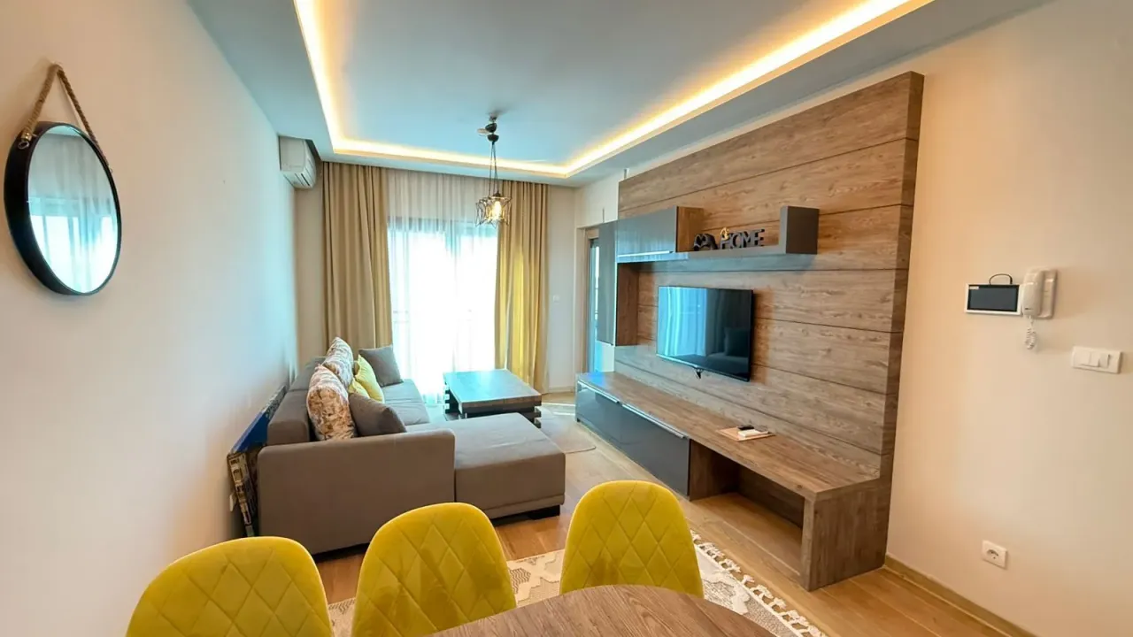 Izdavanje, jednosoban stan, 50m², Pržno, Budva