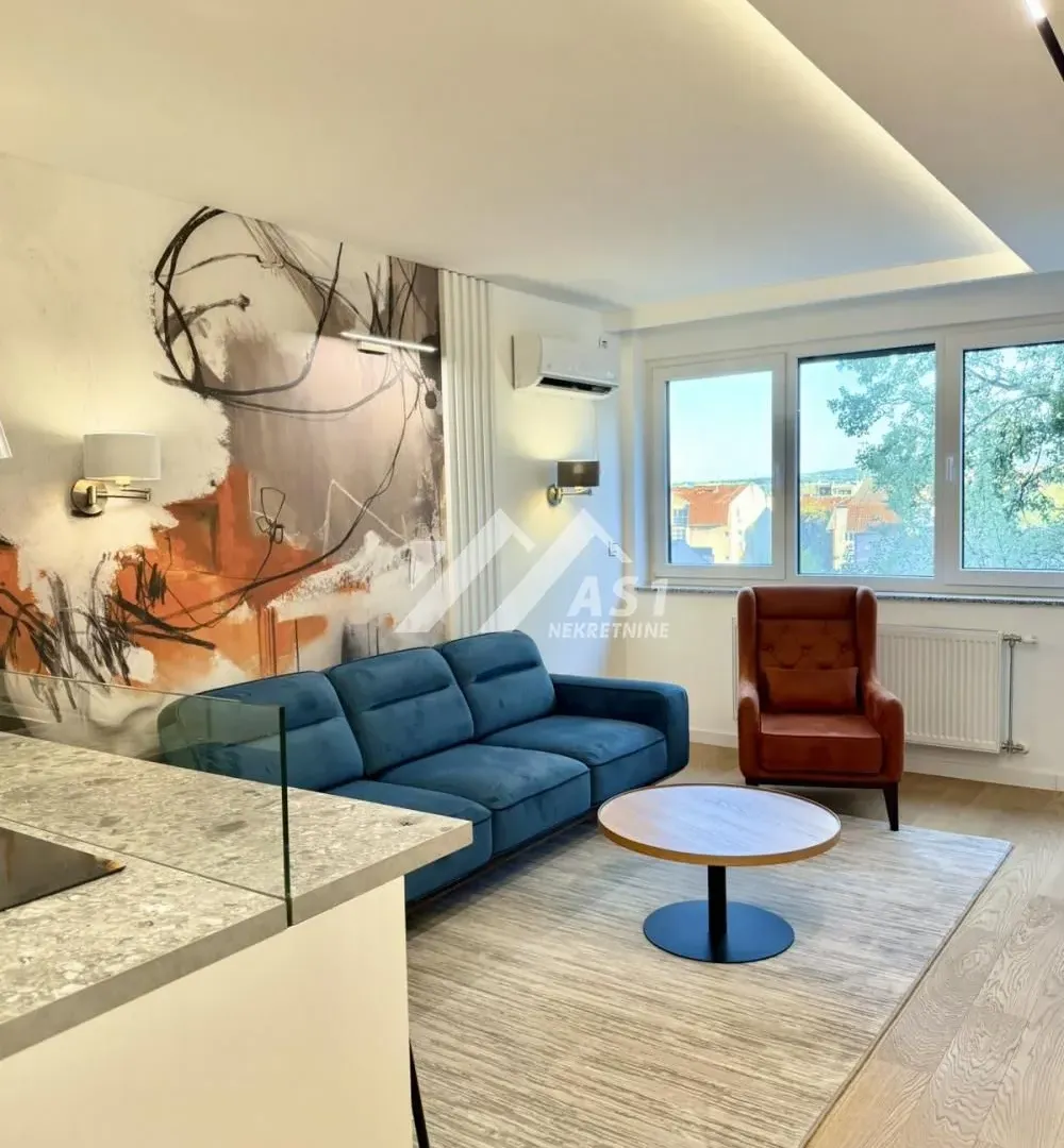 Izdavanje, dvosoban stan, 40m², Sajam, Novi Sad Sve Podlokacije