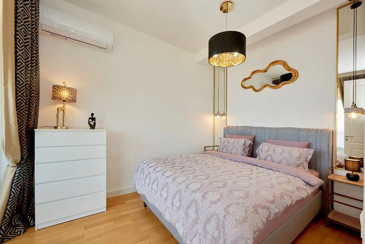Sale, two bedroom apartment, 73m², Bečići, Budva