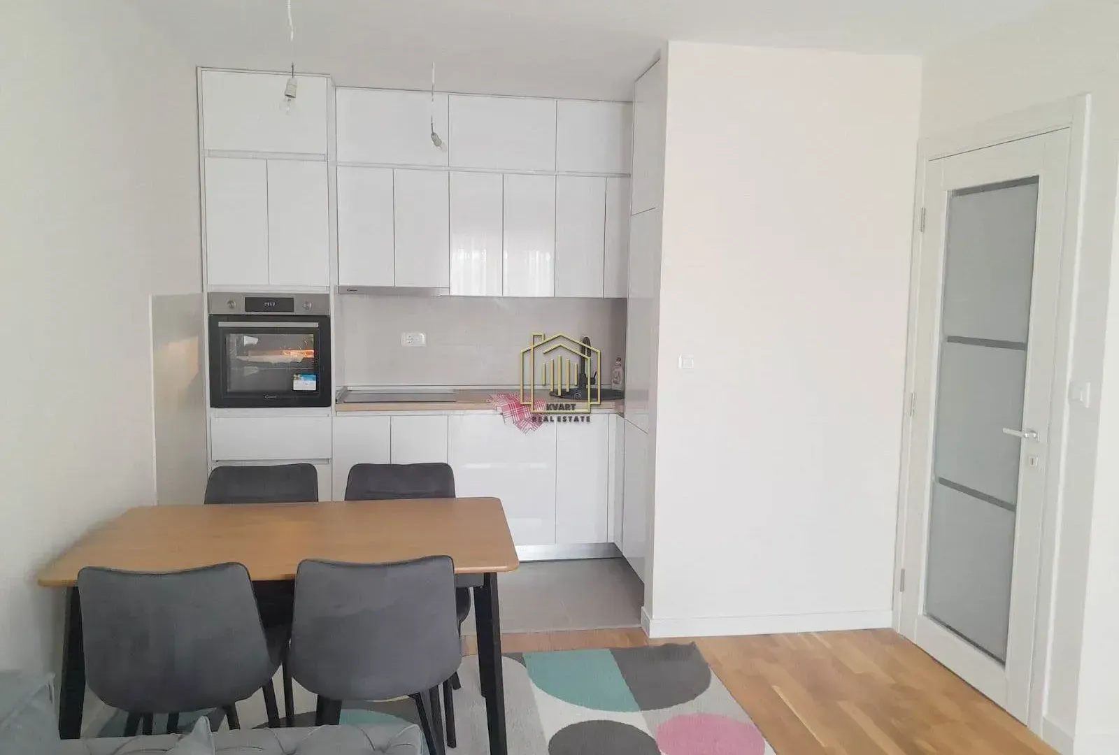 Izdavanje, jednosoban stan, 42m², Pobrežje, Podgorica