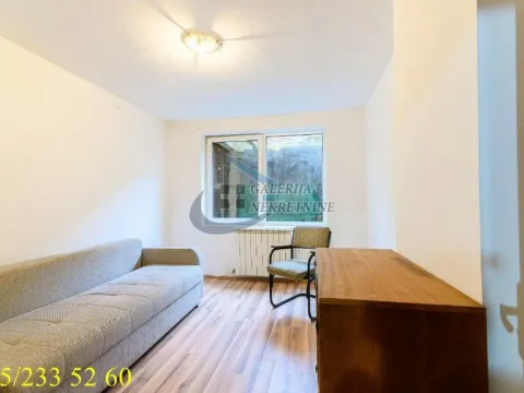 Prodaja, kuća, 326m², Kaludjerica, Grocka - image 11