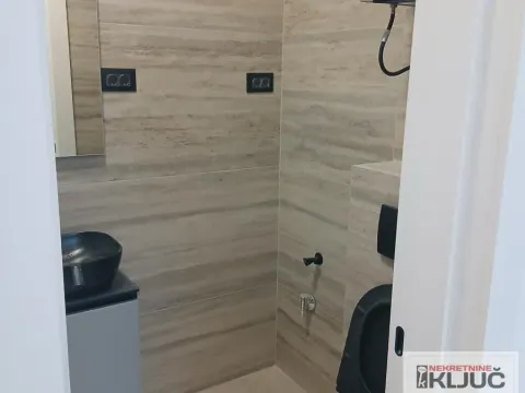 Sale, four bedroom apartment, 98m², Grbavica, Novi Sad Sve Podlokacije - image 8