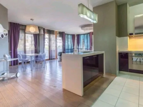 Izdavanje, trosoban stan, 140m², Preko Morače, Podgorica - image 3