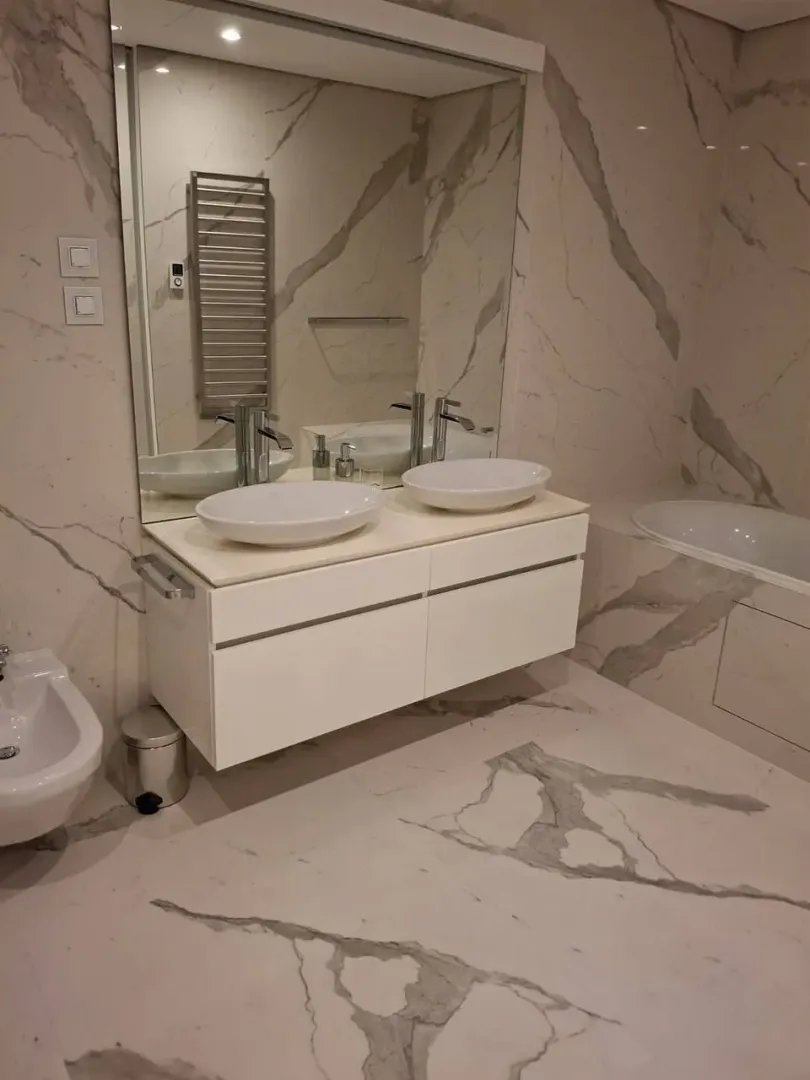 Prodaja, dvosoban stan, 160m², Dukley Gardens, Budva