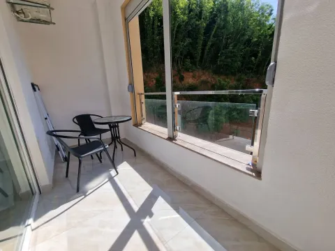Izdavanje, jednosoban stan, 46m², Bečići, Budva - image 10