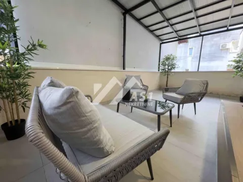 Izdavanje, četvorosoban stan, 105m², Sajam, Novi Sad Sve Podlokacije - image 10