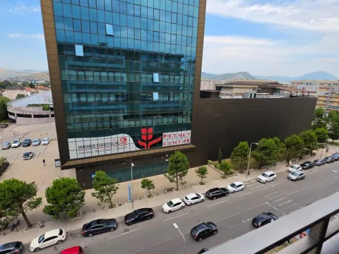 Rent, one bedroom apartment, 50m², Central Point, Podgorica - image 2