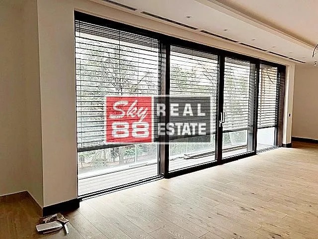 Rent, four bedroom apartment, 129m², Neimar, Vračar Sve Podlokacije