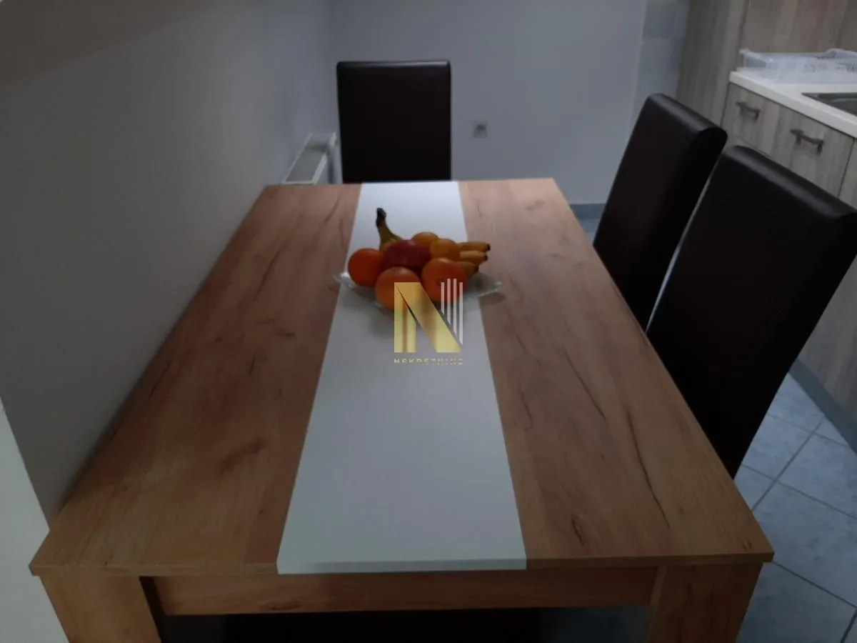 Izdavanje, dvosoban stan, 43m², Sajmište, Novi Sad