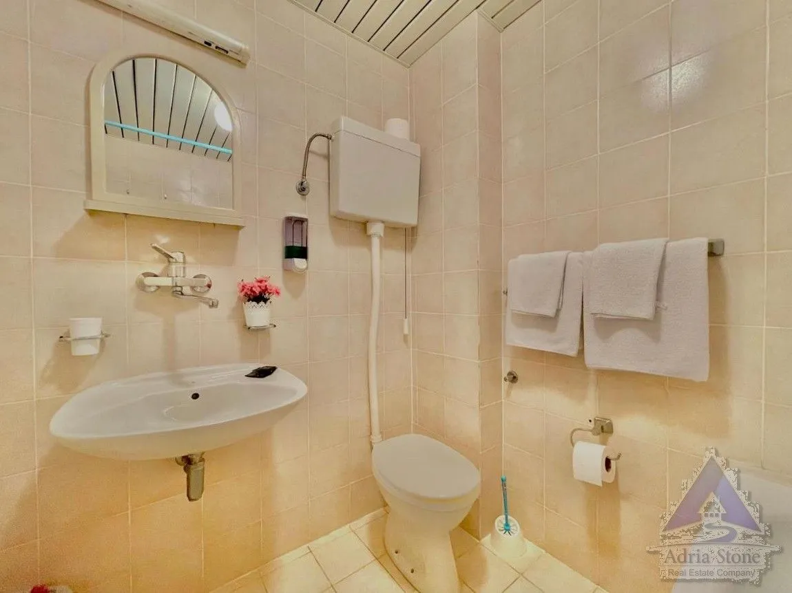 Prodaja, ugostiteljski objekat, 1300m², Budva, Crna Gora
