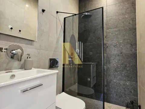 Prodaja, jednosoban stan, 32m², Centar, Novi Sad - image 12