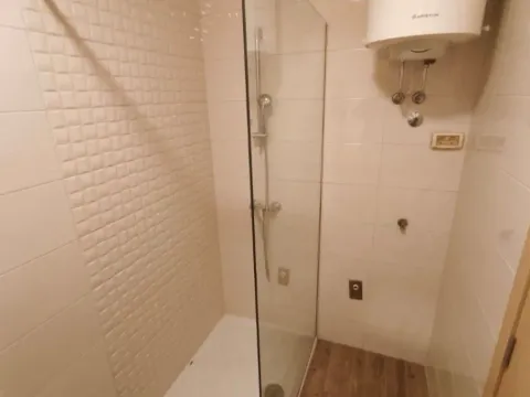 Izdavanje, stan, 47m², City Kvart, Podgorica - image 6