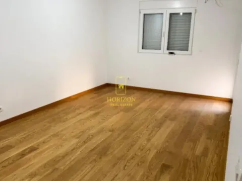 Prodaja, dvosoban stan, 71m², City Kvart, Podgorica - image 8