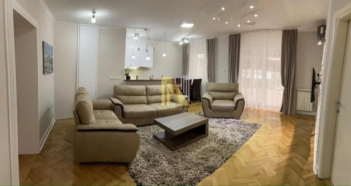 Rent, three bedroom apartment, 130m², Grbavica, Novi Sad Sve Podlokacije