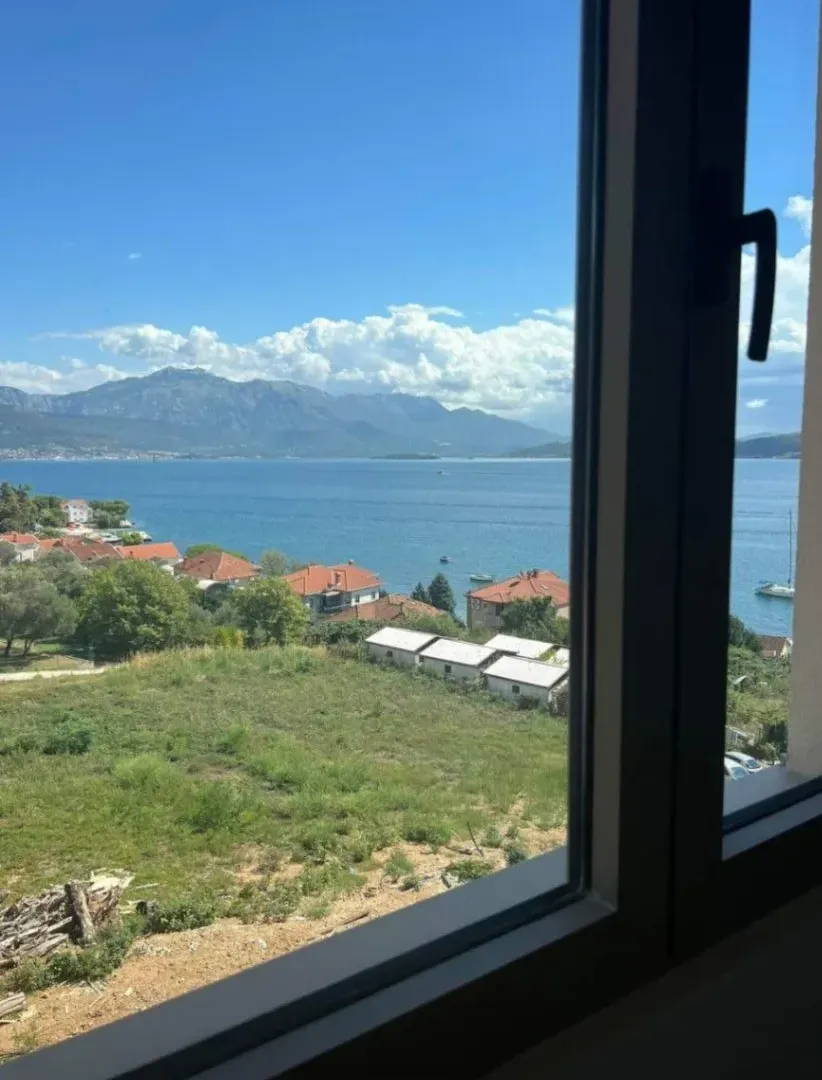 Prodaja,  stan, 44m2, Baošići, Herceg Novi