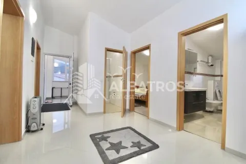 Izdavanje, dvosoban stan, 140m², Bar, Crna Gora - image 11