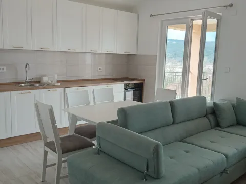 Rent, two bedroom apartment, 70m², Radanovići, Kotor - image 4