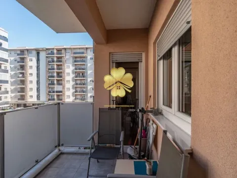 Prodaja, dvosoban stan, 72m², City Kvart, Podgorica - image 4