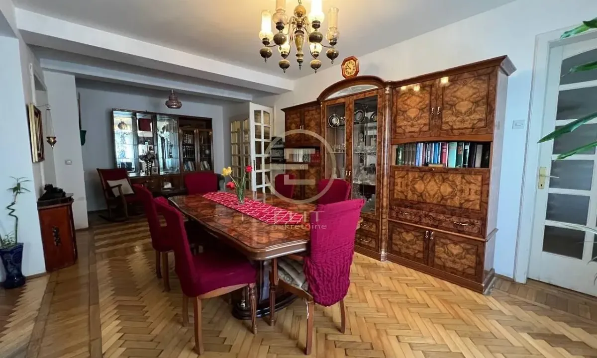 Sale, four bedroom apartment, 125m², Sajmište, Novi Sad