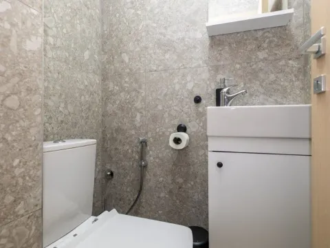 Izdavanje, trosoban stan, 101m², Preko Morače, Podgorica - image 15