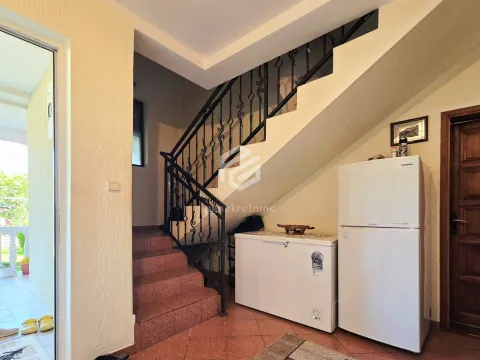 Sale, house, 200m², Tuzi, Podgorica - image 10