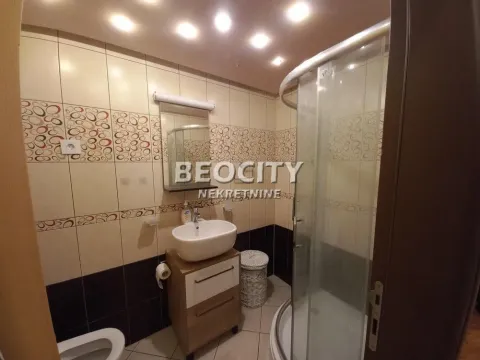 Izdavanje, trosoban stan, 81m², Centar, Novi Sad - image 11