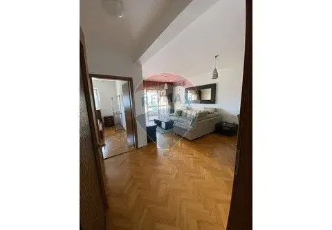 Izdavanje, stan, 54m², Centar, Bar - image 8