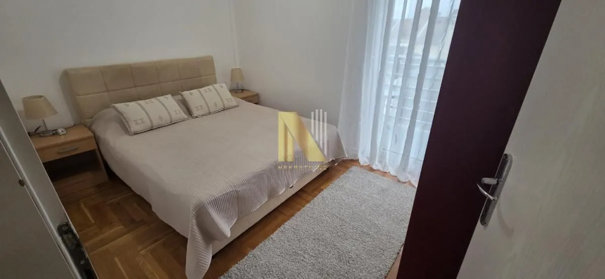 Izdavanje, dvosoban stan, 38m², Novi Sad, Srbija