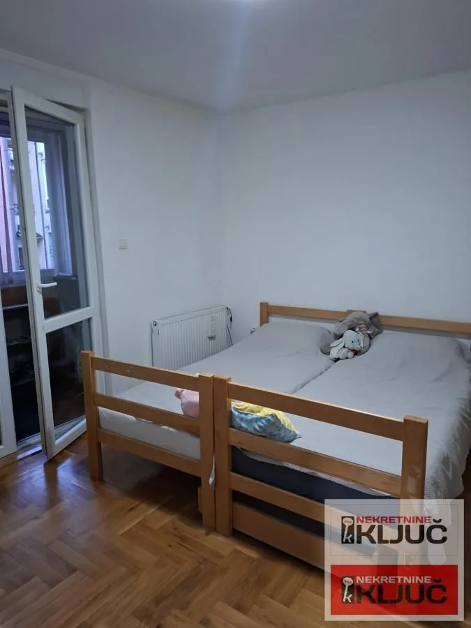 Prodaja, trosoban stan, 77m², Podbara, Novi Sad Sve Podlokacije