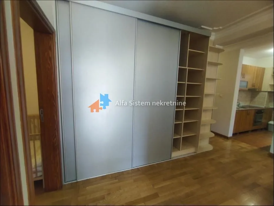 Izdavanje, stan, 69m², Neimar, Vračar Sve Podlokacije