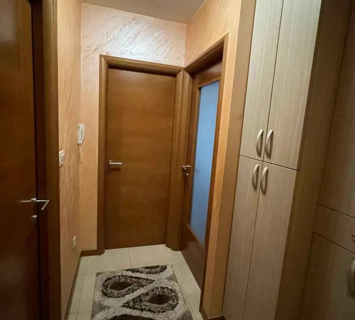 Rent, one bedroom apartment, 40m², Stari Aerodrom, Podgorica