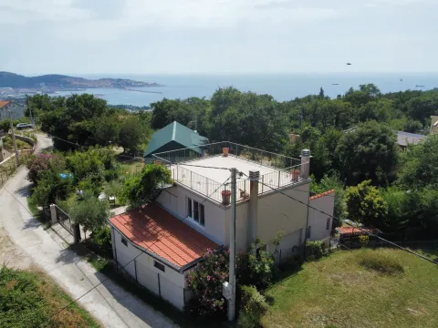 Prodaja, kuća, 122m², Šušanj, Bar