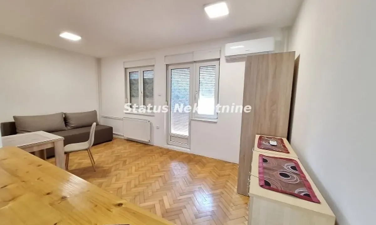 Izdavanje, garsonjera, 30m², Nova Detelinara, Novi Sad Sve Podlokacije