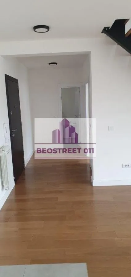 Sale, three bedroom apartment, 85m², Lipov Lad, Zvezdara Sve Podlokacije