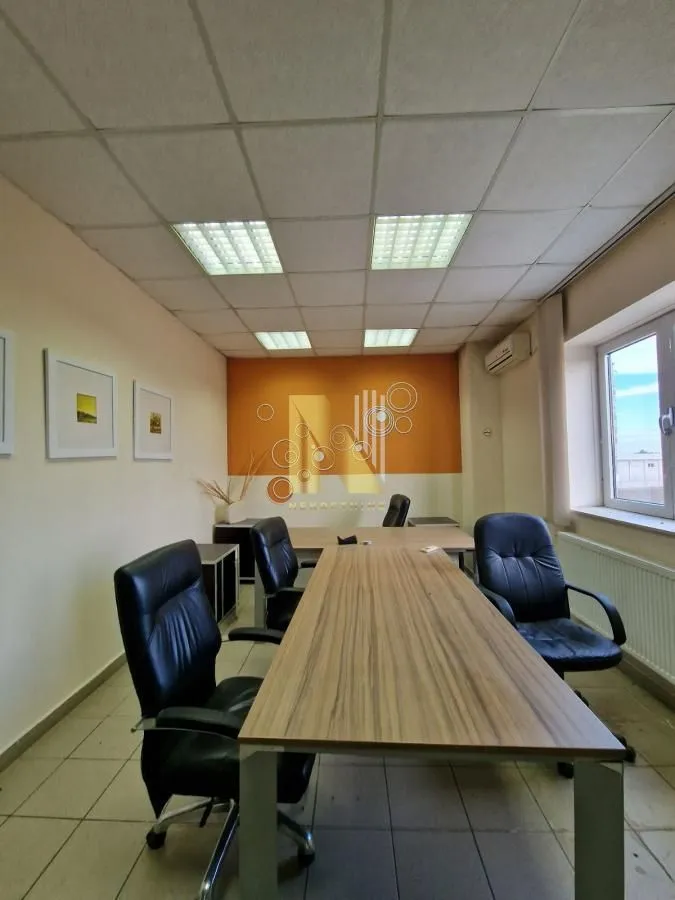 Rent, office space, 1200m², Čenej, Novi Sad Sve Podlokacije