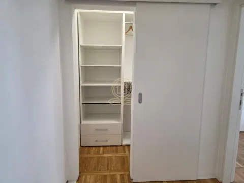 Rent, two bedroom apartment, 54m², Vojvode Vlahovica, Beograd - image 11