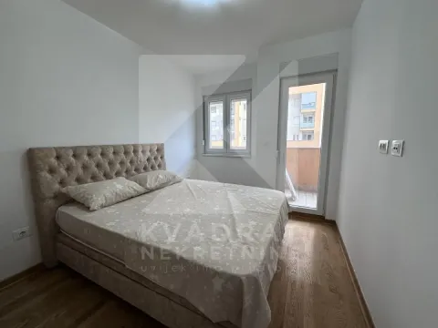 Rent, one bedroom apartment, 43m², City Kej, Podgorica - image 6