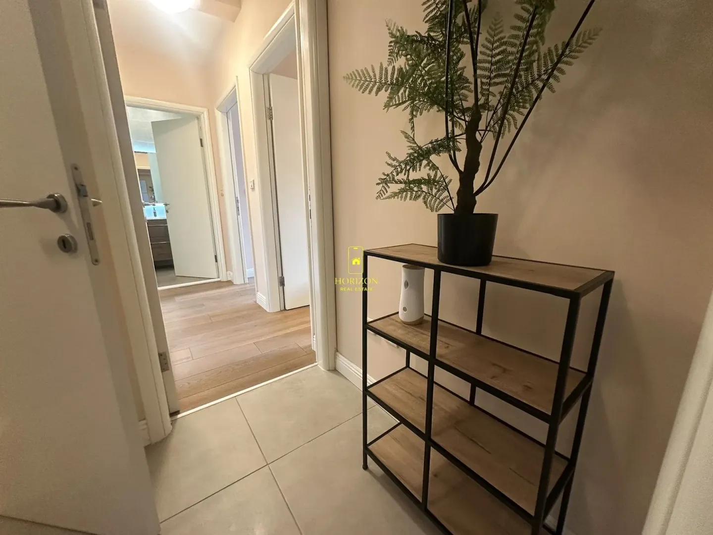 Rent, two bedroom apartment, 75m², Preko Morače, Podgorica