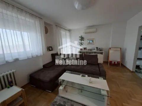 Prodaja, trosoban stan, 72m², Julino Brdo, Beograd - image 2