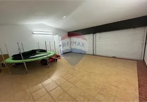 Sale, house, 1874m², Centar, Bar - image 31