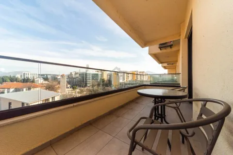 Rent, one bedroom apartment, 60m², Stara Varoš, Podgorica - image 11