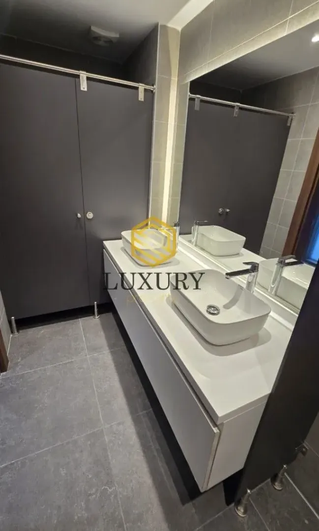 Rent, office space, 2542m², Centar, Podgorica