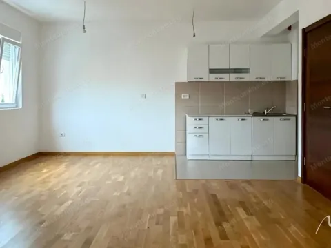 Prodaja, dvosoban stan, 73m², Tuški Put, Podgorica - image 6