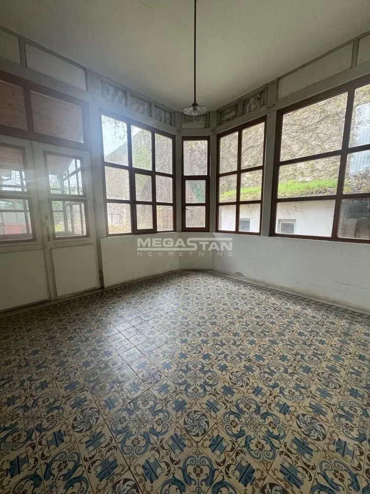 Prodaja, kuća, 312m², Centar, Pančevo