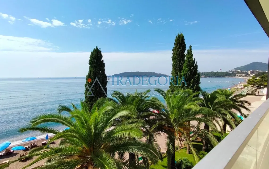 Sale, two bedroom apartment, 107m², Bečići, Budva