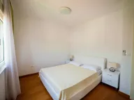 Izdavanje, dvosoban stan, 148m², Centar, Budva - image 14