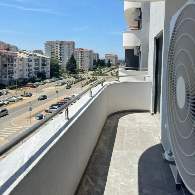 Prodaja, jednosoban stan, 54m², Bar, Crna Gora