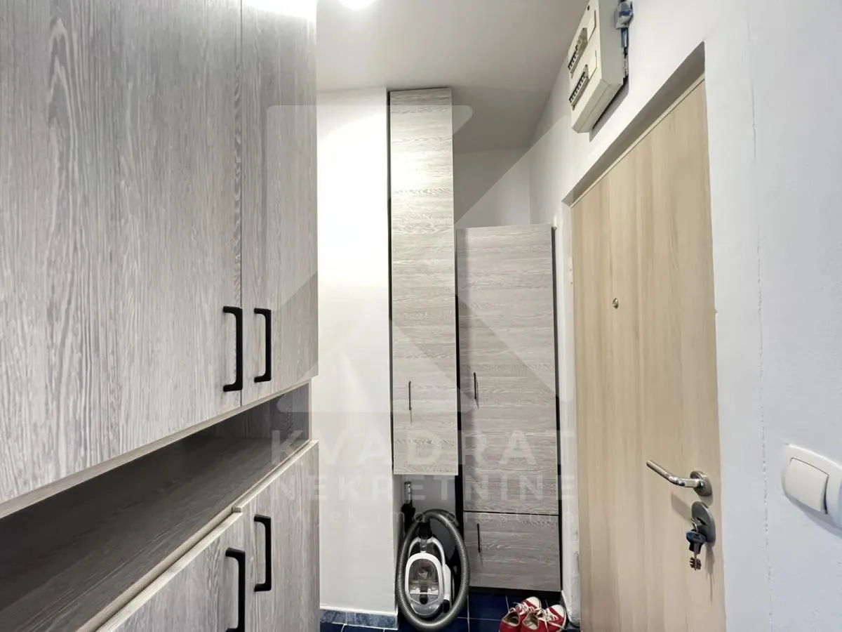 Rent, studio apartment, 25m², Stari Aerodrom, Podgorica