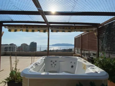 Sale, two bedroom apartment, 115m², Bečići, Budva