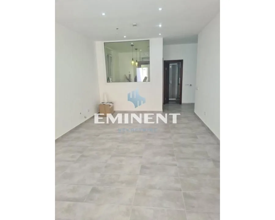 Izdavanje, kuća, 221m², Stari Grad, Beograd